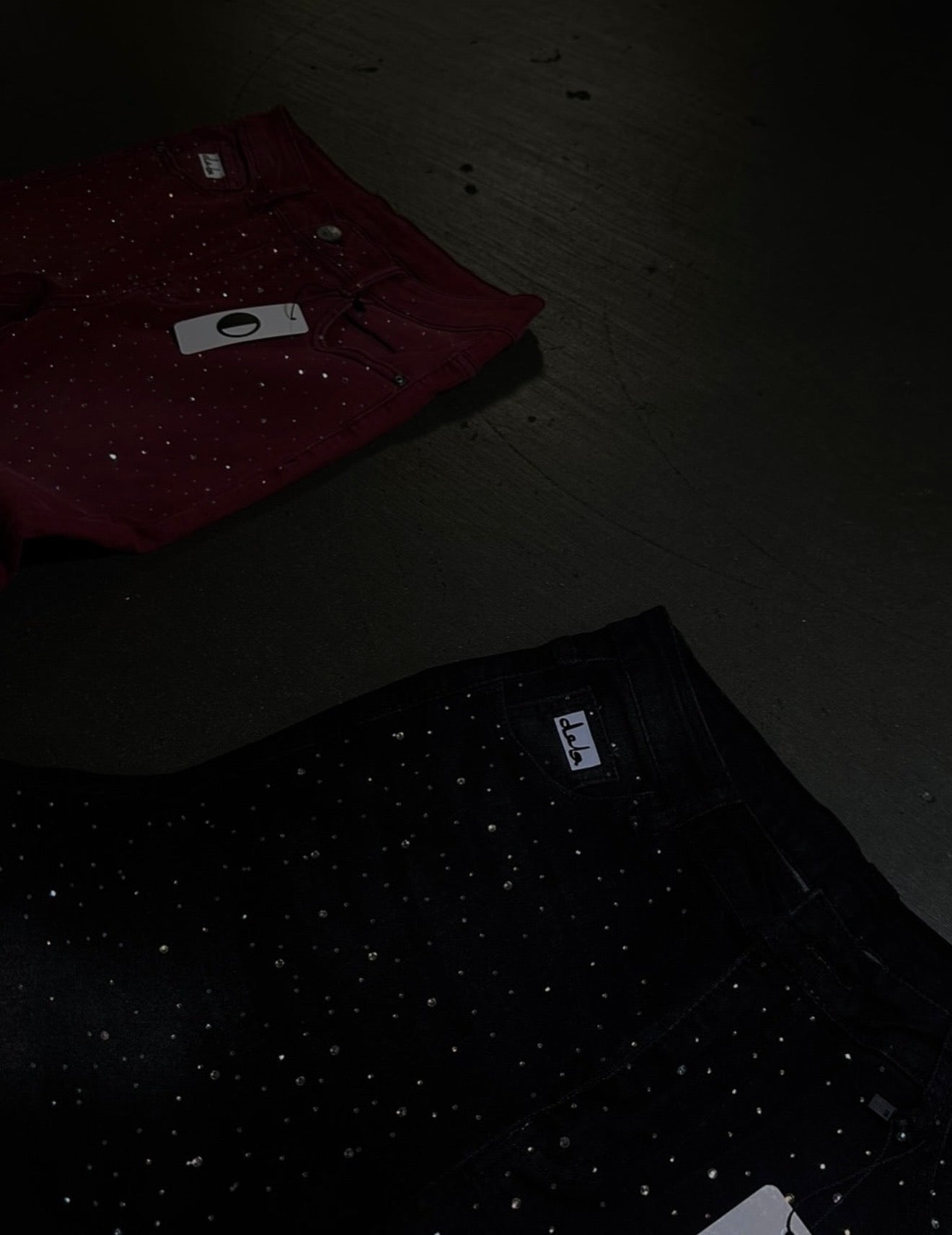 CHANDELIER DENIM