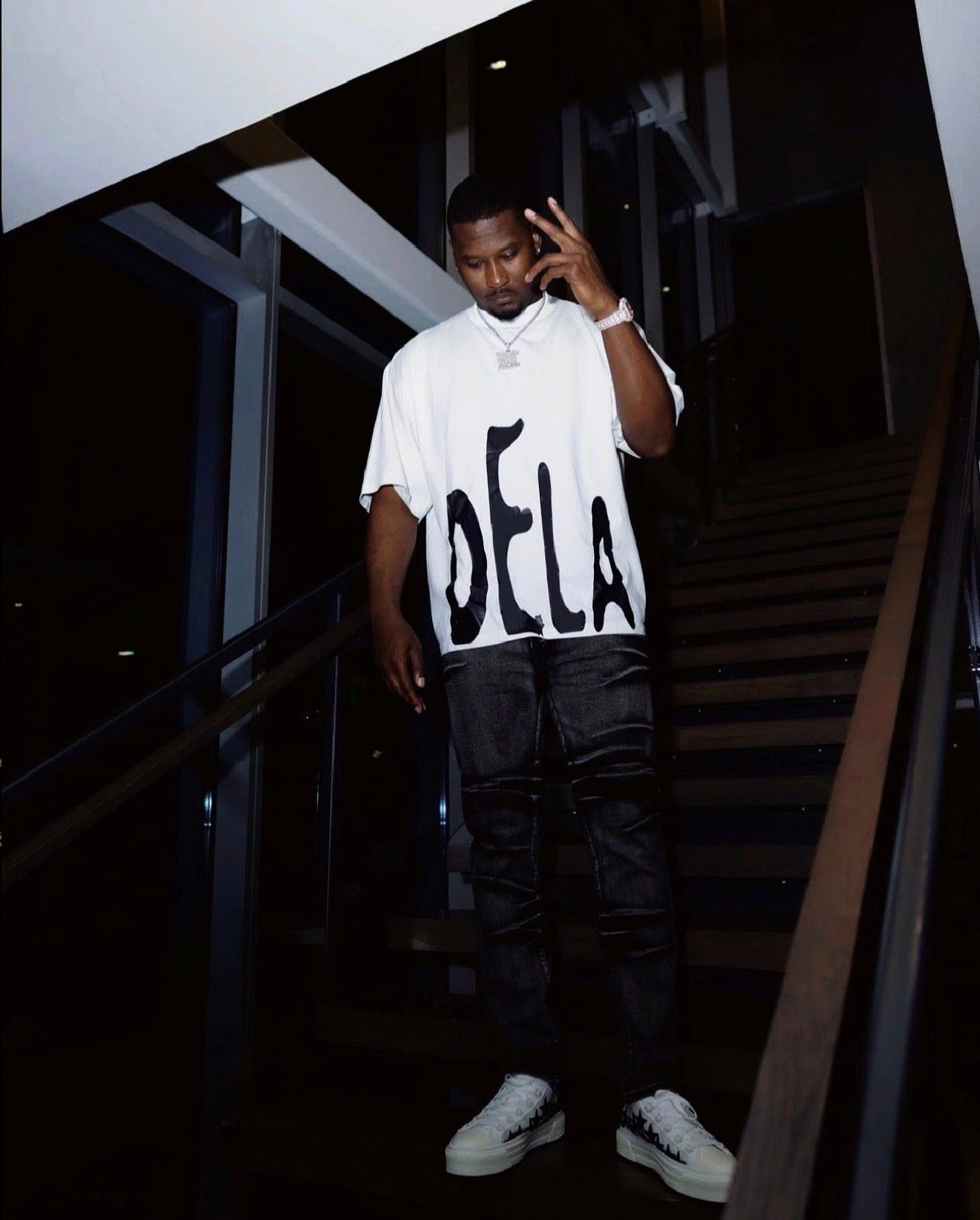 BOLD TEE