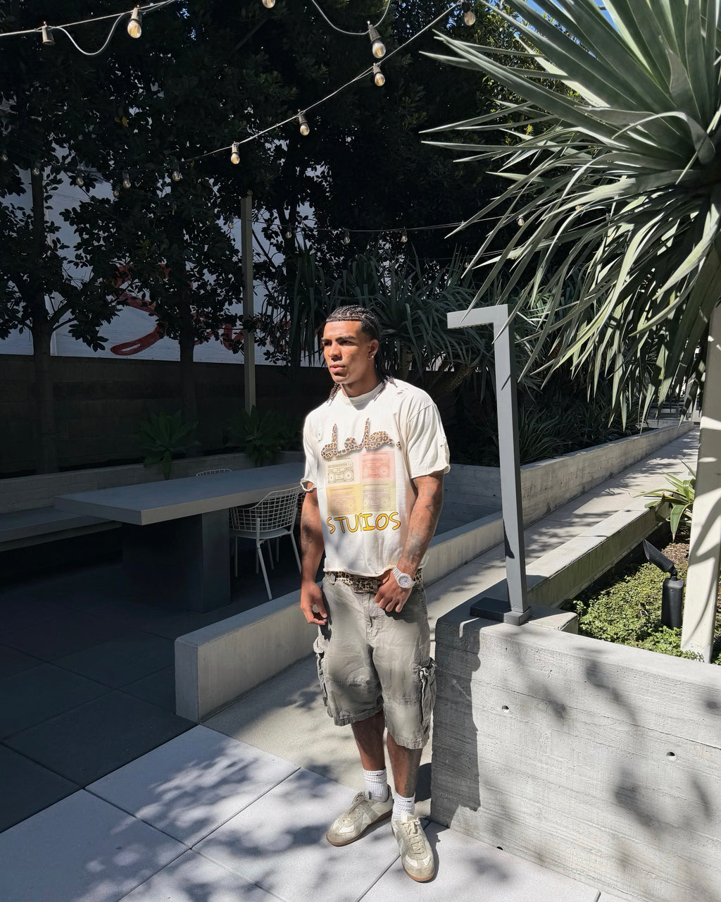 EXOTIC TEE