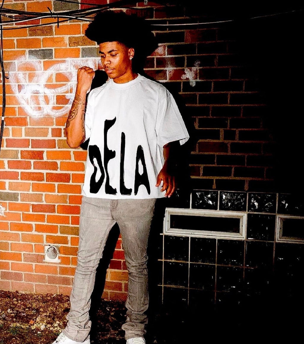BOLD TEE